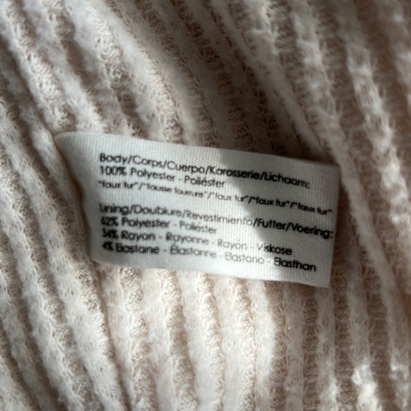 PJ Salvage cozy Sherpa jacket. Size Small - Picture 4 of 6